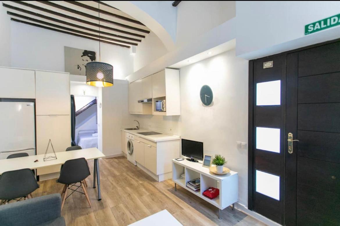 Rooms Postigo Bajo Malaga Luaran gambar